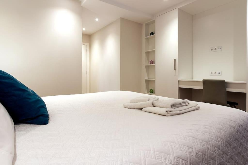 Luxury And Modern Apartment In Porto Moniz Center Екстер'єр фото