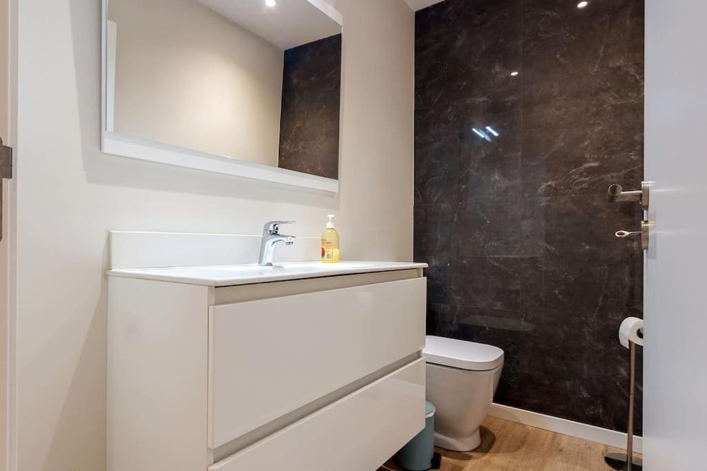 Luxury And Modern Apartment In Porto Moniz Center Екстер'єр фото