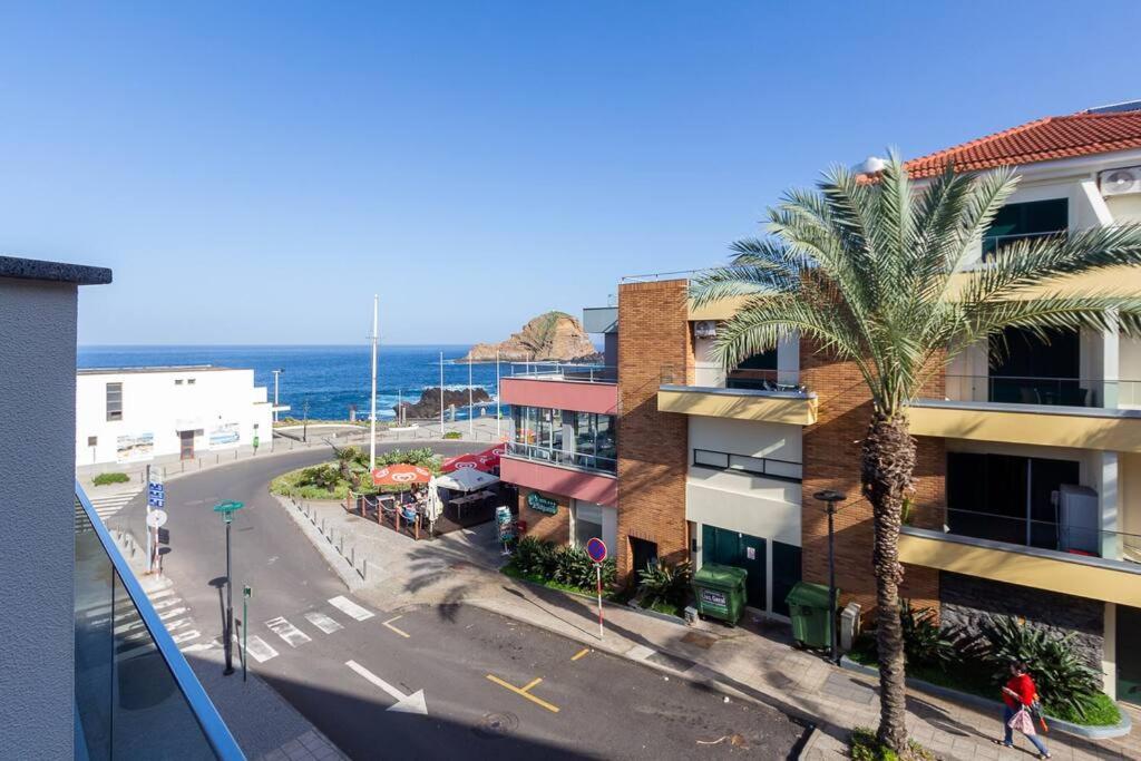 Luxury And Modern Apartment In Porto Moniz Center Екстер'єр фото